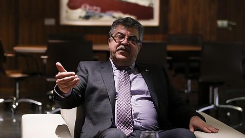 Badri Younes en un momento de la entrevista (Jaime García)