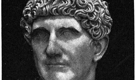 Busto de Marco Antonio durante su juventud (Wikimedia)