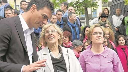 Sánchez junto a Carmena y Causapié en una imagen de archivo