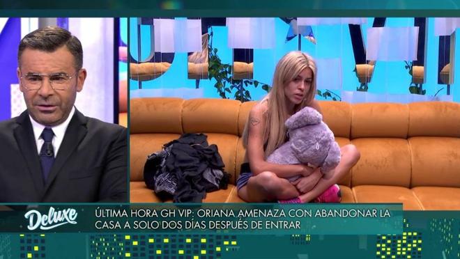 Jorge Javier Vázquez intentó calmar a Oriana sin éxito desde «Sábado Deluxe»