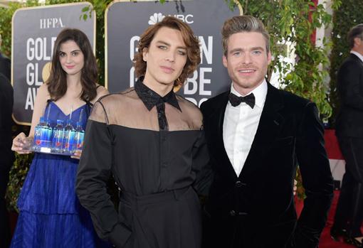 «La chica del agua», junto a Richard Madden