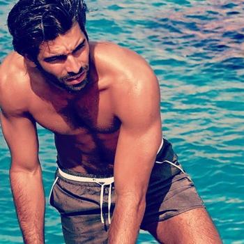 Los mismos cuidados que el resto del año implica la barba en verano