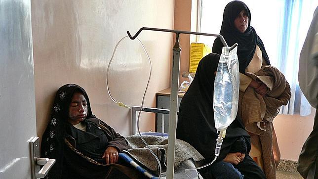 Los ataques con ácido en Pakistán mutilan a más de cien mujeres cada año