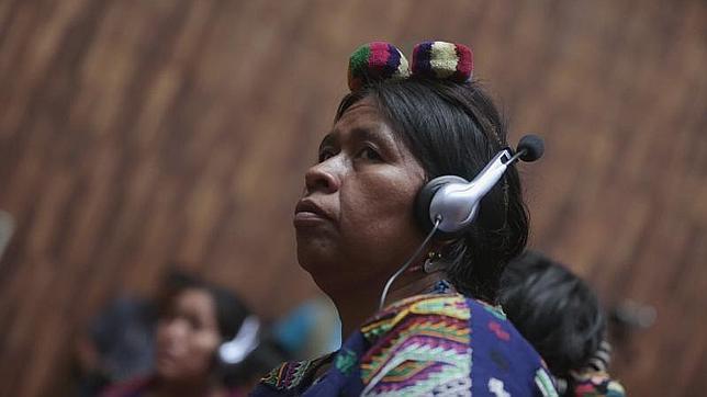 Buscan que indígenas reciban por ley apoyo de intérpretes en juicios