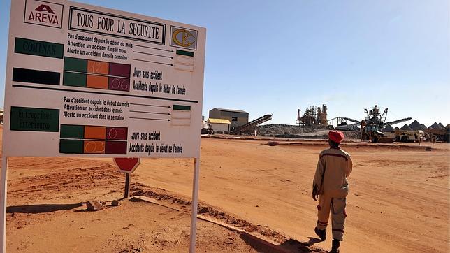 Doble ataque suicida contra una mina de uranio y un cuartel militar en Níger