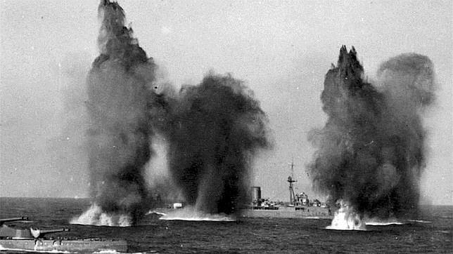 Momento en el que comenzó el bombardeo inglés (3-7-1940) que destrozó la mayor parte de la flota francesa