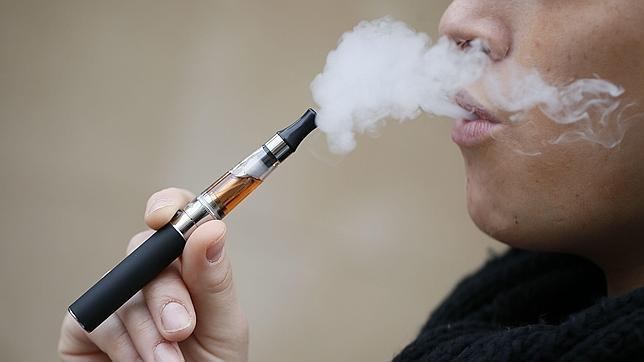 Prohibido, limitado o permitido: las diferencias del marco legal del cigarrillo electrónico