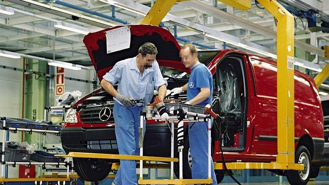 Producción de la Mercedes Vito en la planta de Vitoria