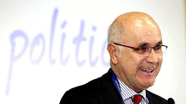Duran apunta a la posibilidad de cambiar la pregunta o pactarla con el Gobierno
