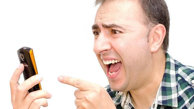 ¿Por qué las parejas rompen por WhatsApp?