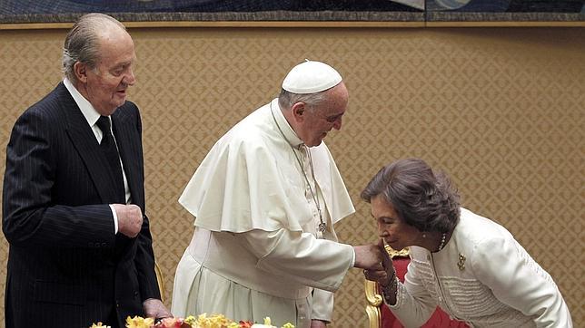 Doña Sofía, una vida al servicio de España