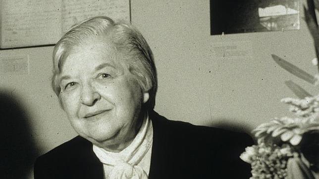 Muere Stephanie Kwolek, la química que ha salvado más de 3.000 vidas