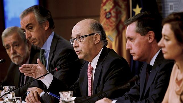 Límites a los planes de pensiones, rebaja de las ayudas por alquiler y supresión de la exención por dividendos