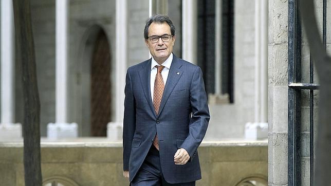 El presidente de la Generalitat, Artur Mas, a su llegada a la reunión semanal con el Govern