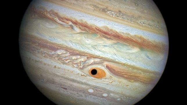 El ojo gigante en Júpiter