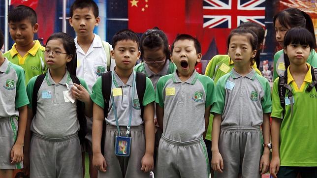 Un grupo de escolares en Hong Kong