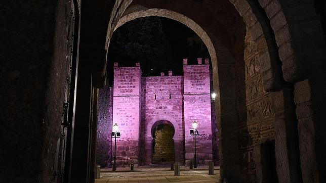El Puente de Alcántara será iluminado en varios colores