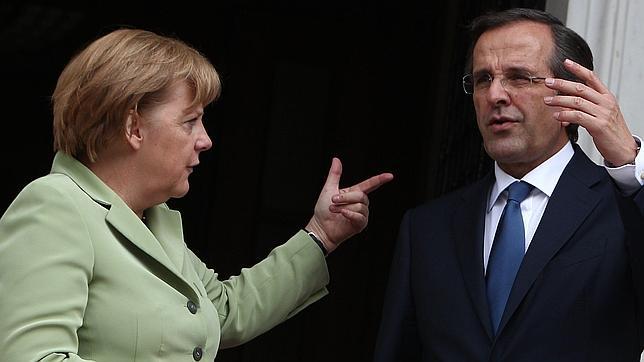 La canciller alemana, Angela Merkel, y el primer ministro griego Andonis Samarás, juntos en una imagen de 2012