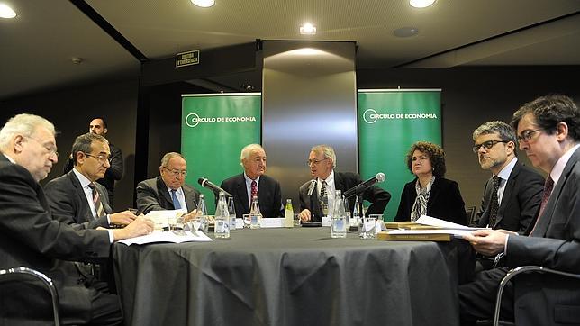 Algunos de los participantes en los paneles de expertos y empresarios celebrados ayer en Barcelona