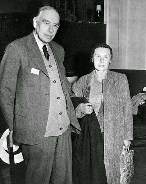 Keynes junto a su esposa, la bailarina rusa Lidia Lopkova