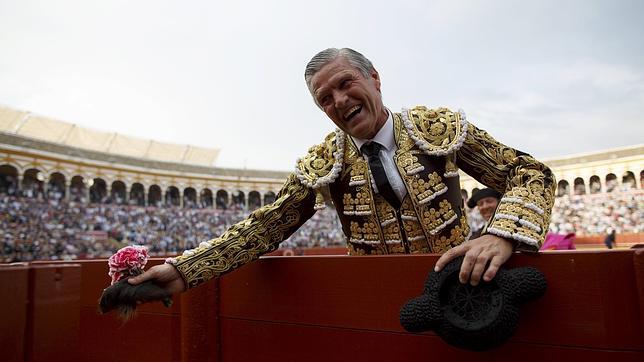 Espartaco, sonriente en la Maestranza