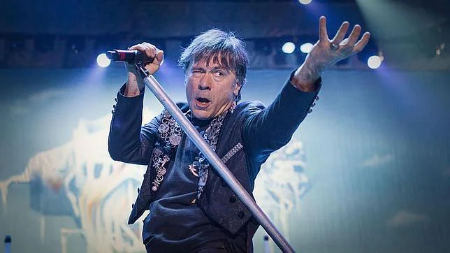 Bruce Dickinson Cantante De Iron Maiden Supera El Cáncer De Lengua 1406