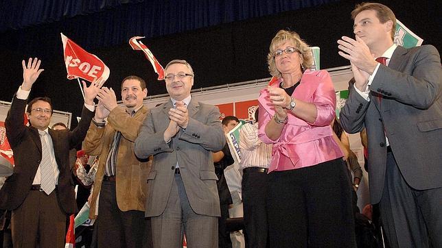 Dionisio Muñoz, primero por la izquierda; a su lado, Mustafa Aberchan; a la derecha, Gregorio Escobar