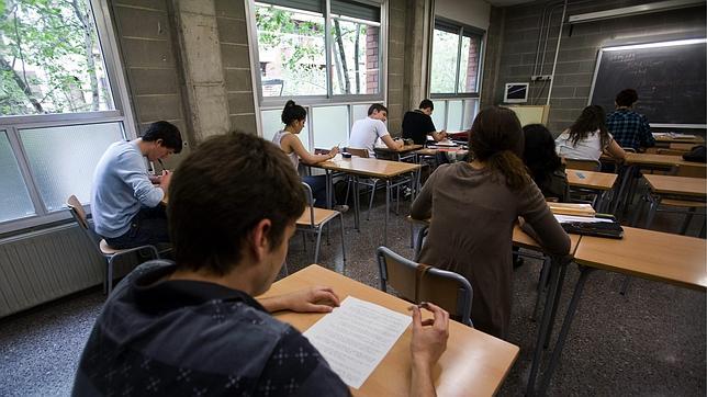 La nueva asignatura debería repasar los grandes relatos de las religiones