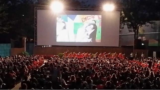 Cines de una noche de verano en Madrid