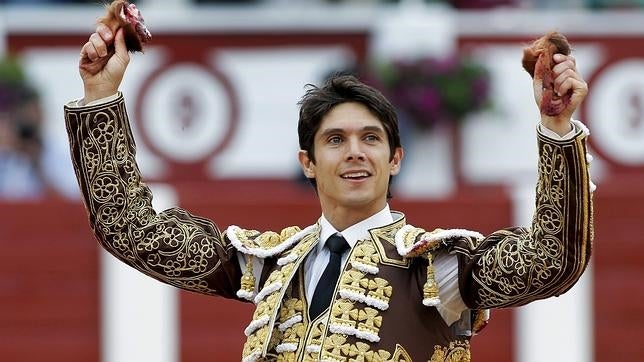 Sebastián Castella será doble protagonista: hoy en Illumbe y mañana con seis toros en El Puerto