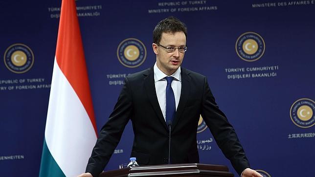 El ministro de Exteriores húngaro, Péter Szijjártó