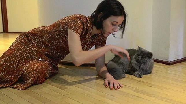 Boyero analiza el comportamiento de otros sers vivos. Los gatos y las plantas son sus favoritos