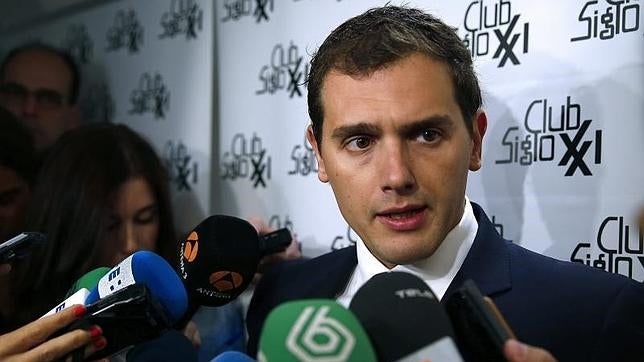 El presidente de Ciudadanos, Albert Rivera, ayer en un coloquio en Siglo XXI
