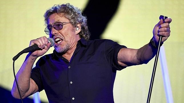 Roger Daltrey durante un concierto de The Who de la gira por su 50 aniversario