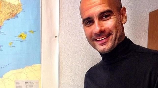 Guardiola, en el momento de ejercer su voto