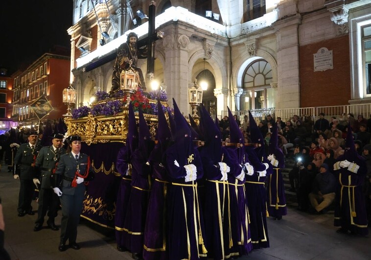 Las procesiones de Castilla y León luchan contra los elementos