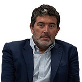 Julián Quirós