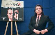 Raphael presentó ayer el Cd del musical «Jekyll & Hyde», con el que ha estado siete meses en escena