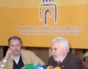 Carlos Gil y Alfredo Alonso, ayer en la presentación del nuevo programa. A. Martínez