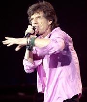Los Rolling Stones desplegaron ayer toda su energía en Bilbao, en su primer concierto en España de la gira 2003 BERNARDO CORRA