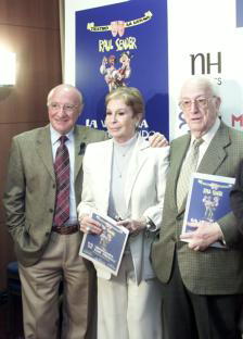 Raúl Sender, Lina Morgan y Antonio Mingote, ayer en Madrid