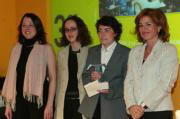 Ana Botella, con las representantes de la asociación Promenor