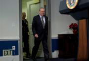 EFE Donald Rumsfeld al entrar ayer en la rueda de prensa que ofreció tras su último Consejo