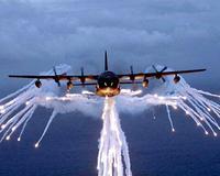 Un AC-130, como el de la fotografía, al parecer ha atacado un escondite de tropas islámica al sur de Somalia. EFE