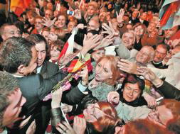 El Gobierno gastará 40 millones de euros en dar la nacionalidad a hijos y nietos del exilio