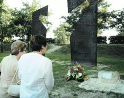NaBai, IU y ANV niegan un homenaje a las víctimas del terrorismo