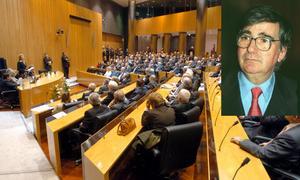 Una sala del Congreso recibirá el nombre de Ernest Lluch, ex ministro socialista asesinado por ETA