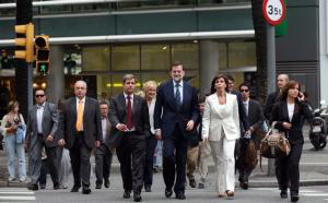 INÈS BAUCELLS Rajoy, acompañado de Alberto Fernández y Alicia Sánchez-Camacho, ayer, en Barcelona