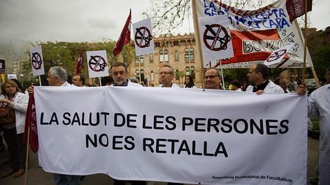 La Sanidad catalana se subleva contra el «tijeretazo»