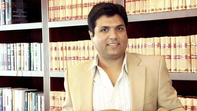 Ali Syed dice que pagará «encantado» si se garantizan sus acciones